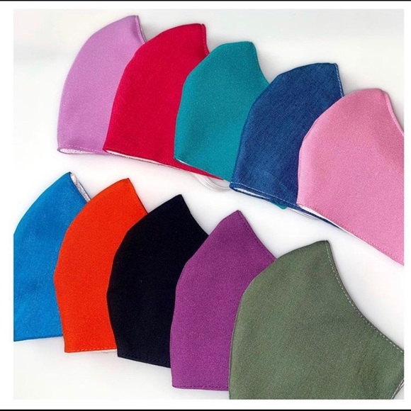 Face masks - Picture 1 of 9